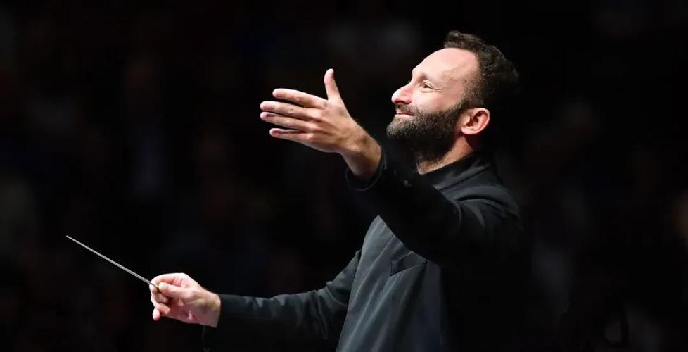 链动小铺,多商户账户管理的交响乐团指挥家