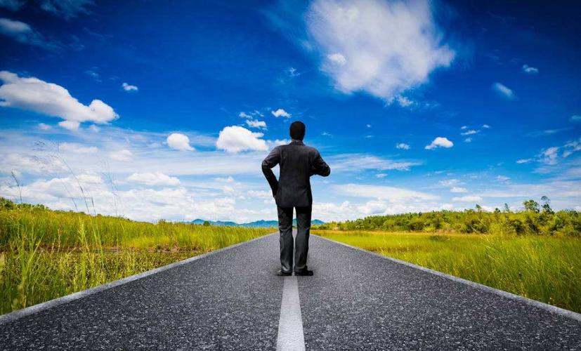 卡密分销链动小铺,裂变增长背后的暴富神话与法律红线