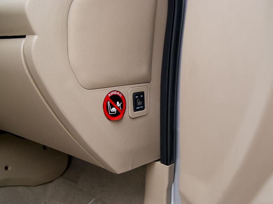 发卡网创业者的安全气囊，如何在链动小铺里，把悬崖边的生意变成坦途