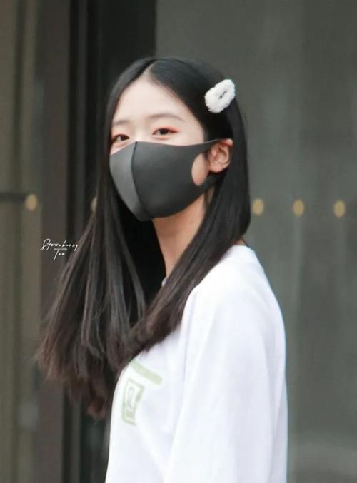 我在这家发卡网买了张虚拟女友,结果发现了一个百亿级的秘密