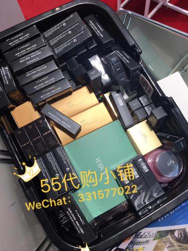 那个叫小铺的发卡平台,被我一夜之间改造成了商品帝国